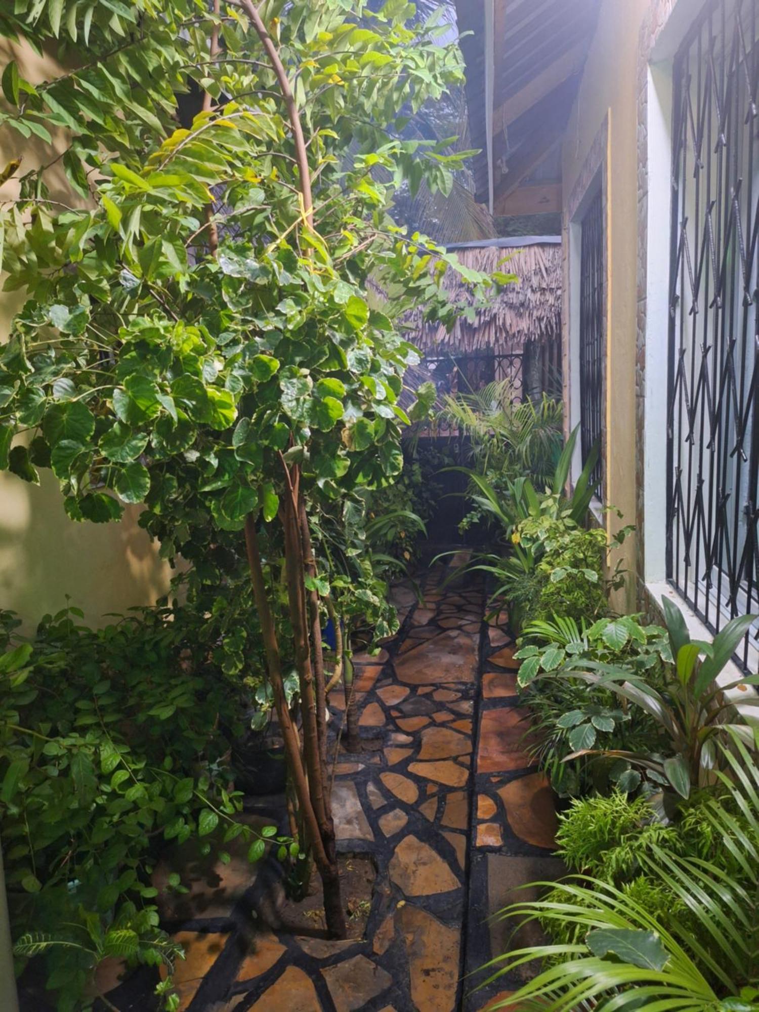 Mount Zion Guest House, Mtwapa Mtomondoni Mombasa Exterior foto